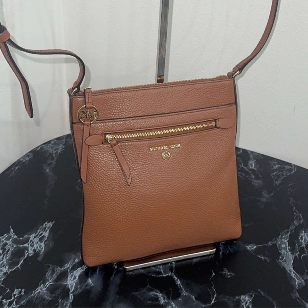 MICHAEL KORS JS Pebbled Leather Flat Crossbody Luggage Brown Bag AUTHENTIC - Picture 9 of 16